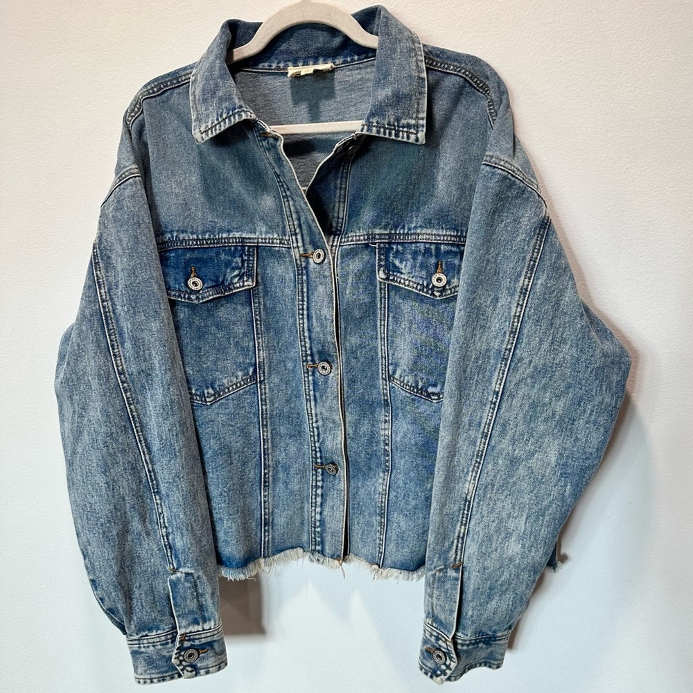 Umgee Denim Y2K Cropped Raw Hem Trucker Jean Jacket Women’s size 1XL